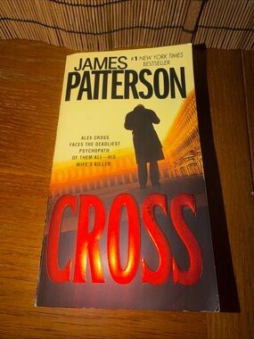 James Patterson "Cross" Paperback Thriller - Yellow & Red Cover
